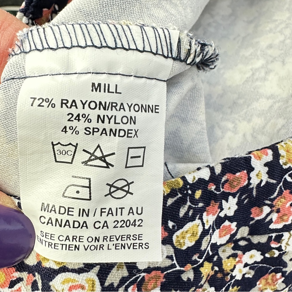 Navy Floral Print Women's Skirt Margaret M Size Small - Picture 4 of 7